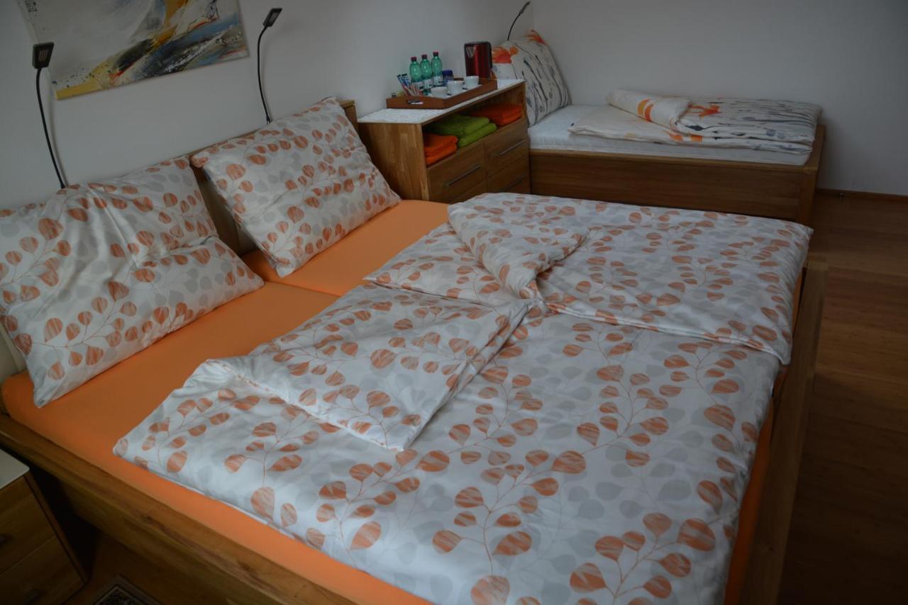 Privatzimmer Marina เฟิลเคอร์มาร์คท์ ภายนอก รูปภาพ